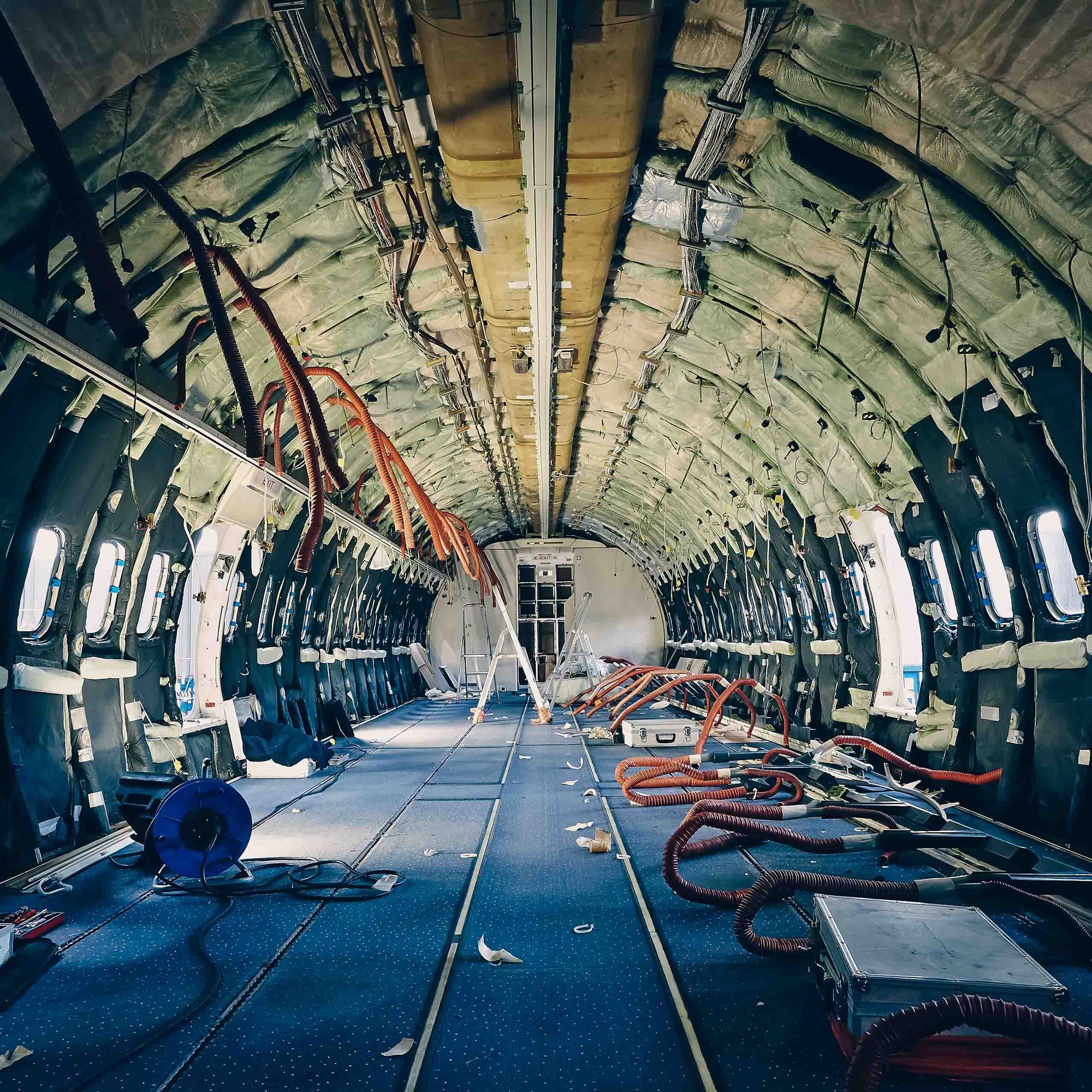 airplane under heavy maintenance